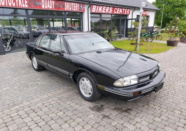 Oldsmobile Delta 88 cena 25900 przebieg: 160000, rok produkcji 1991 z Siedliszcze małe 254